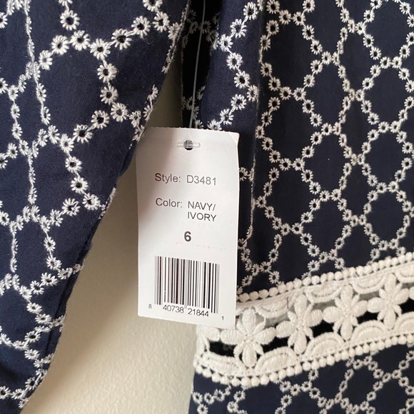 Alexia Admor Devin Drop Waist Dress - Picture 6 of 7